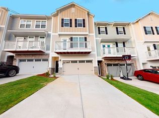 1115 Diamond Dove Ln, Apex, NC 27502
