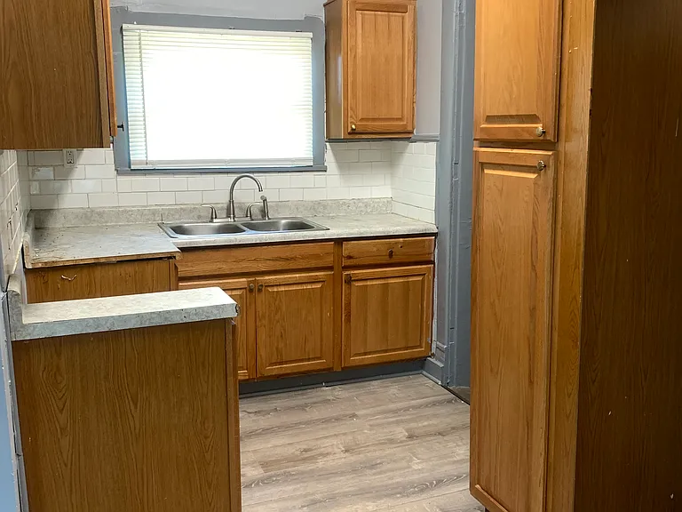kitchen- appliances coming