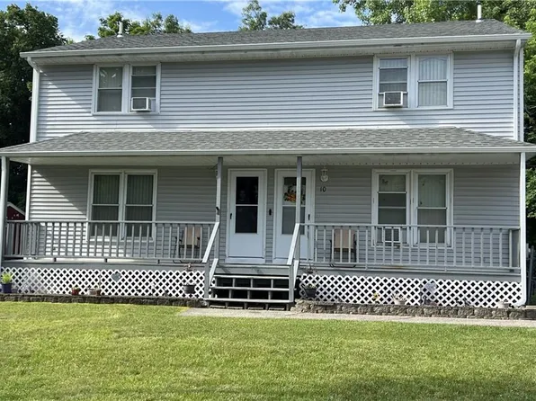 8 Hill Ave, Lincoln, RI 02865