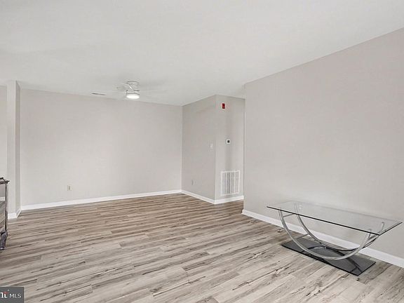 5th image of 1307 Sheridan Pl Unit 80