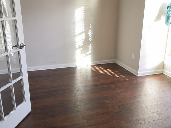 Brand-new Laminate flooring