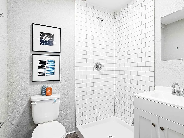 2846 Federal Blvd — Photo 7