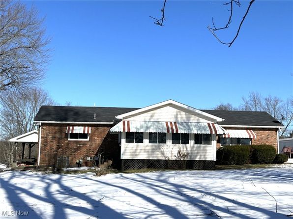 110 Jessica Ln, Follansbee, WV 26037