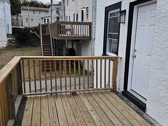 2nd image of 50 Old Lancaster Rd