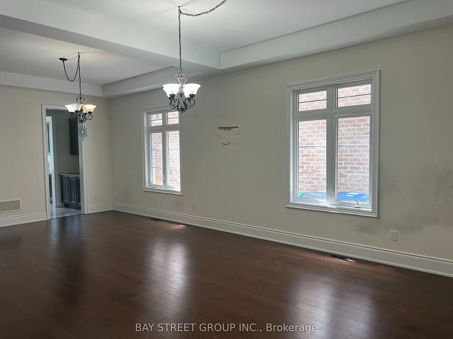 5 bed, $4,999 — Photo 4