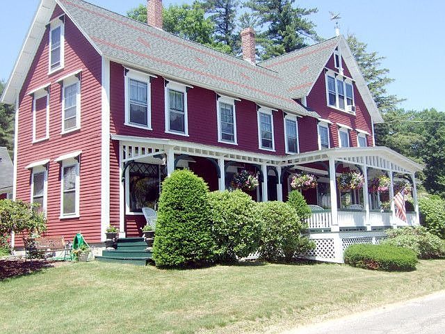 1st image of 100 Lower Bay Rd