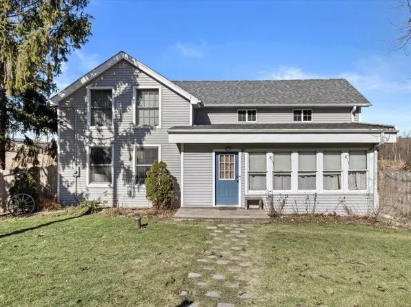 W1232 Concord Center DRIVE, Sullivan, WI 53178