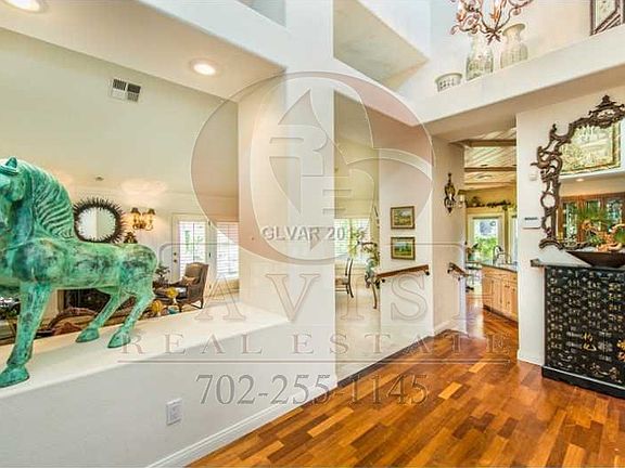 3rd image of 7286 Mission Hills Dr