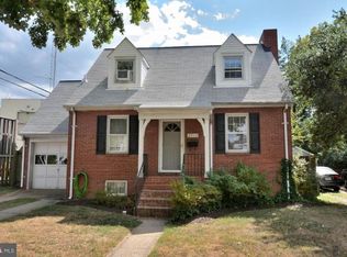 2714 Franklin Rd, Arlington, VA 22201