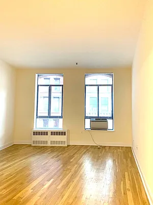 Rented by A Space Realty NY LLC | media 7