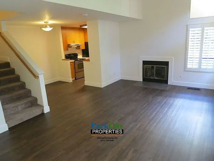 905 Colina Ct — Photo 5