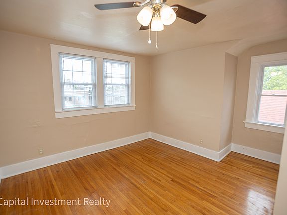 5th image of 925 E Dunklin St #B