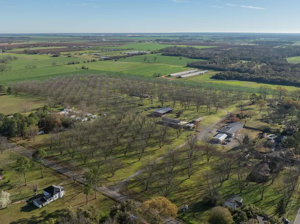 76 Shiloh Church Rd, Montezuma, GA 31063