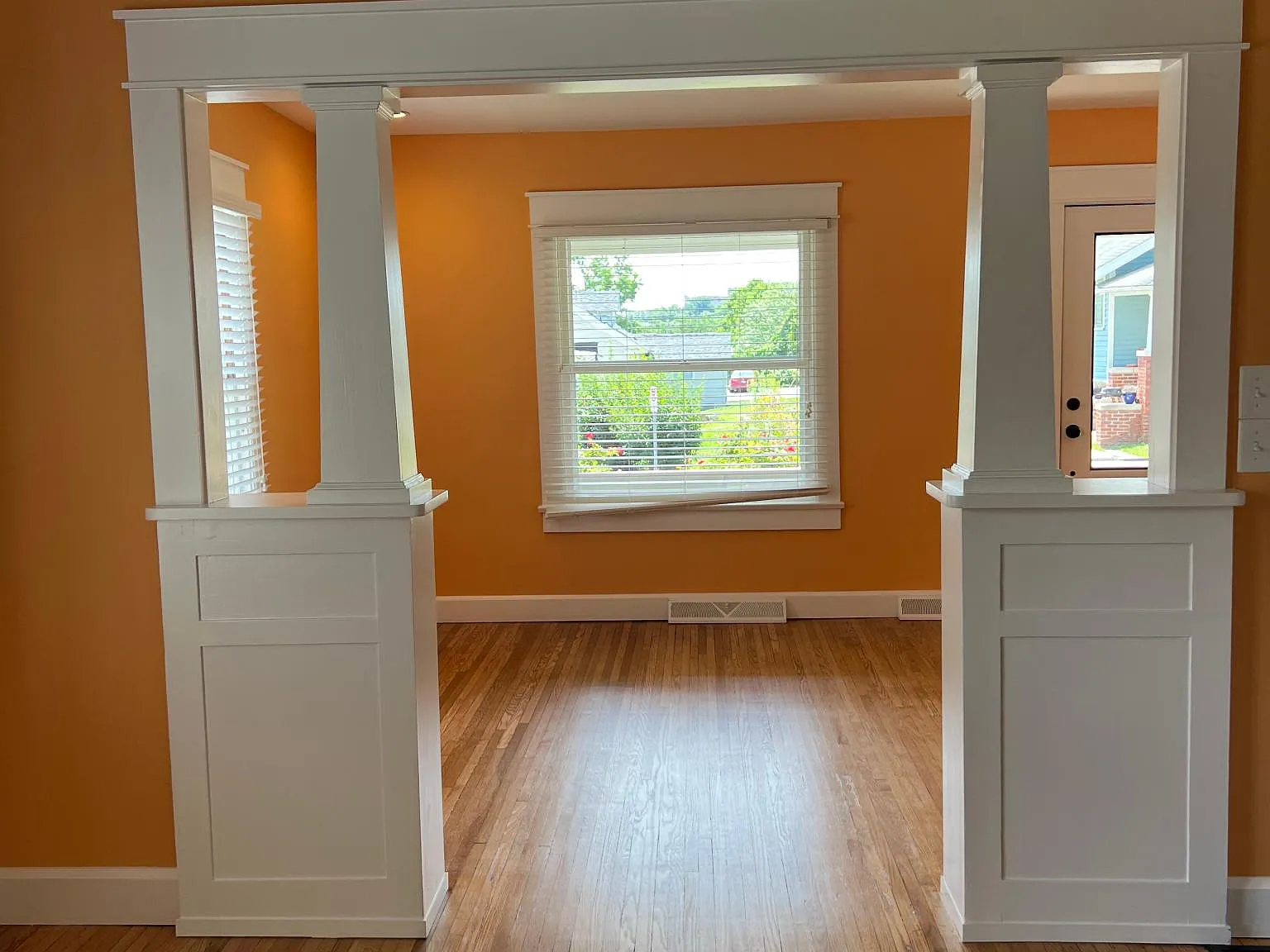 3 bed, 1.5 bath, 1500 sqft, $2,850 — Photo 4