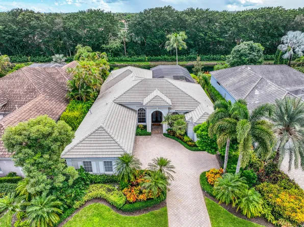 37 Bermuda Lake Drive, Palm Beach Gardens, FL 33418