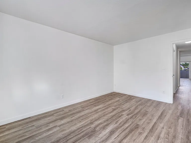 WoodAcre Apartments — Photo 42