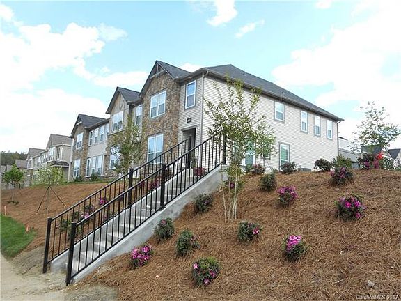 2nd image of 6738 Berewick Commons Pkwy #24