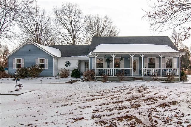1st image of 719 Kennedy Ln