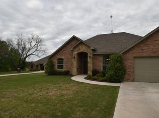 711 Spring Meadow St, Stephenville, TX 76401
