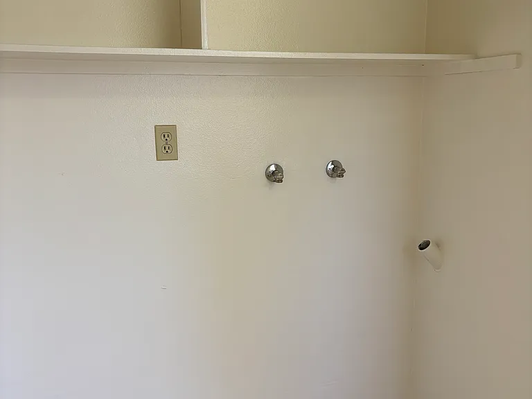4231 Vista Del Rio Way #4 — Photo 34
