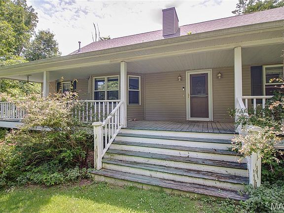 4th image of 420 Ellison St
