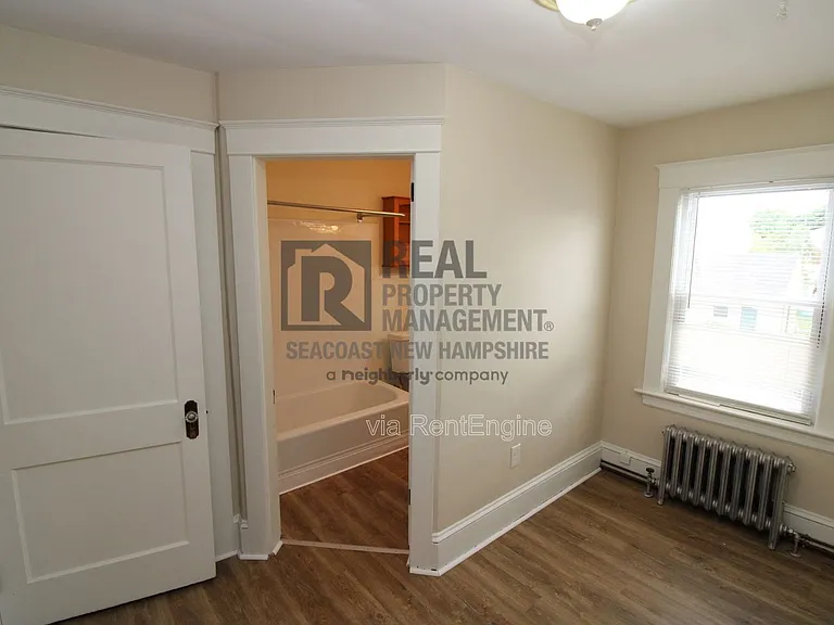 23 Grove St #B — Photo 9