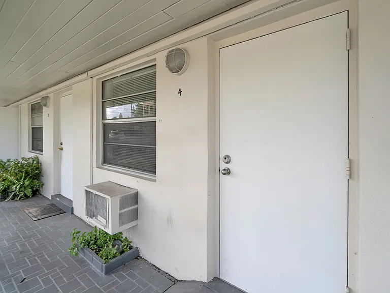 7700 N Miami Ave #4 — Photo 4