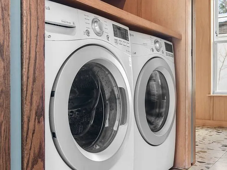 Laundry Room Cabinet
