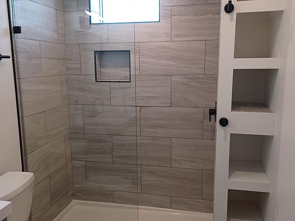 5th image of 4122 Chouteau Ave #1F