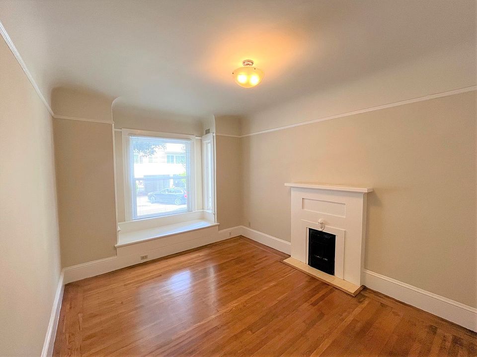 1st image of 425 Walnut St APT 1