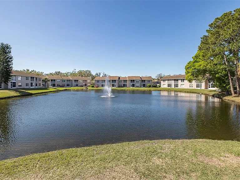 4933 Myrtle Oak Dr #23 — Photo 35