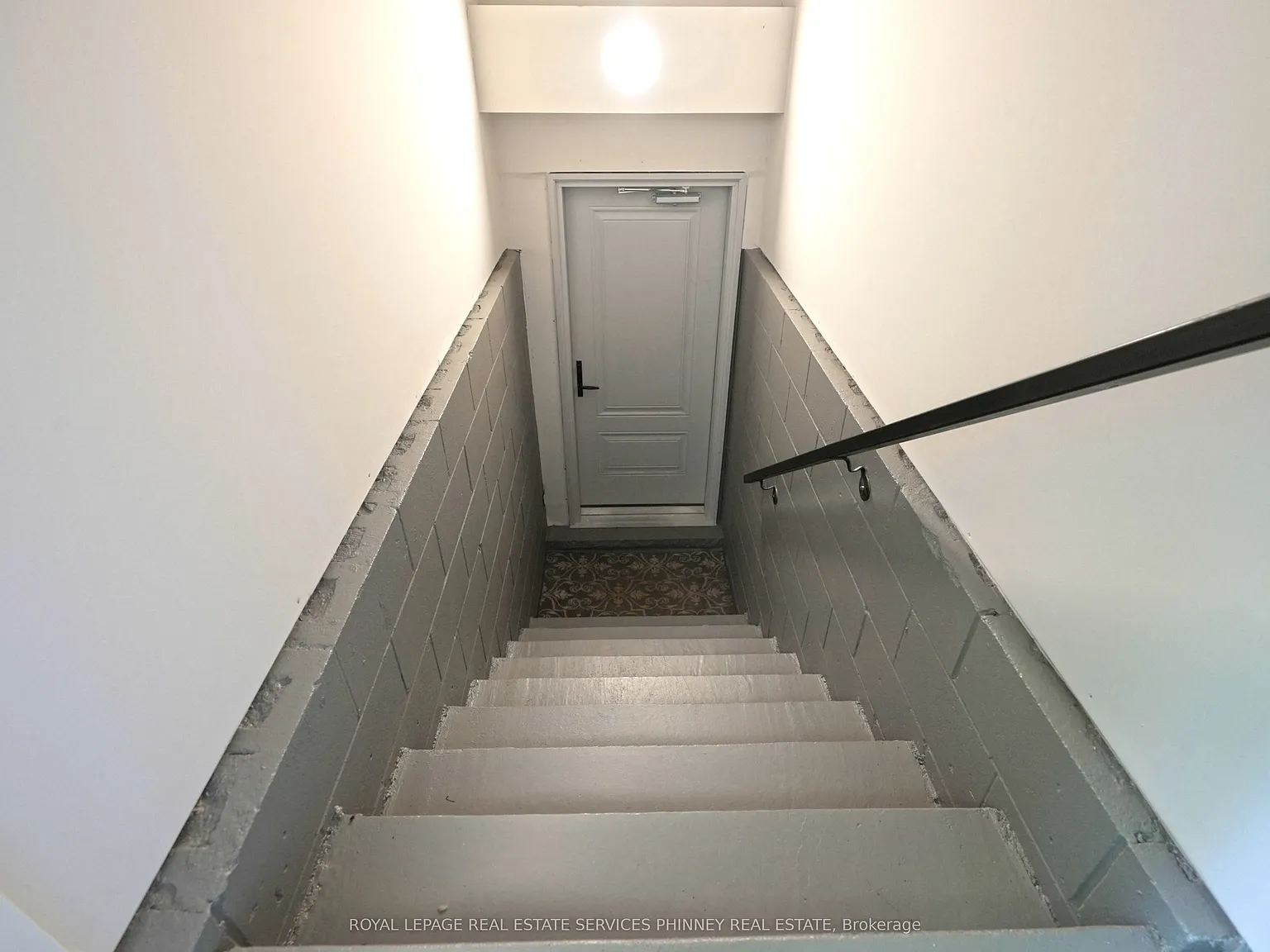 1 bed, $2,000 — Photo 2