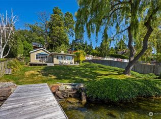 8431 85th Ave SE, Mercer Island, WA 98040