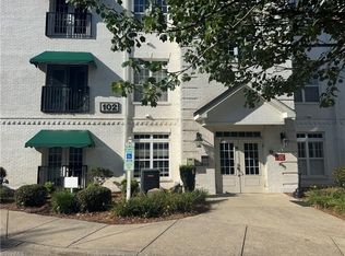102 Sunset Cir UNIT 101, Greensboro, NC 27408