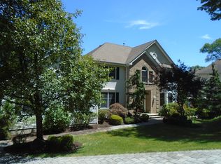 34 Charles Rd, Stirling, NJ 07980