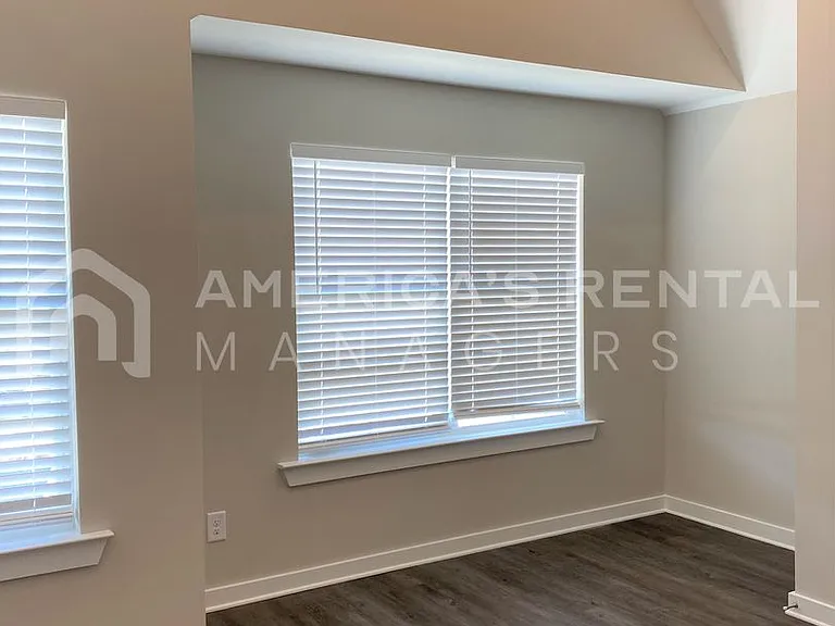 224 Creek Run Way — Photo 12