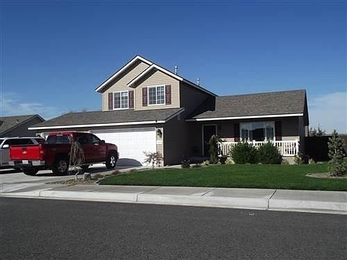 1st image of 4913 Catalonia Dr