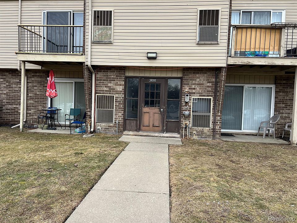1st image of 38200 Fairway Ct APT 30B