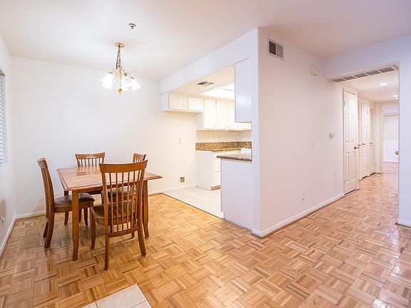 5th image of 347 W Stocker St Unit 106
