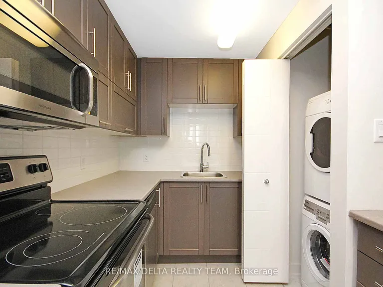 179 Metcalfe St #703 — Photo 4