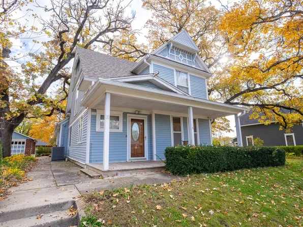 20 S Oak Park Ave, Colfax, IA 50054