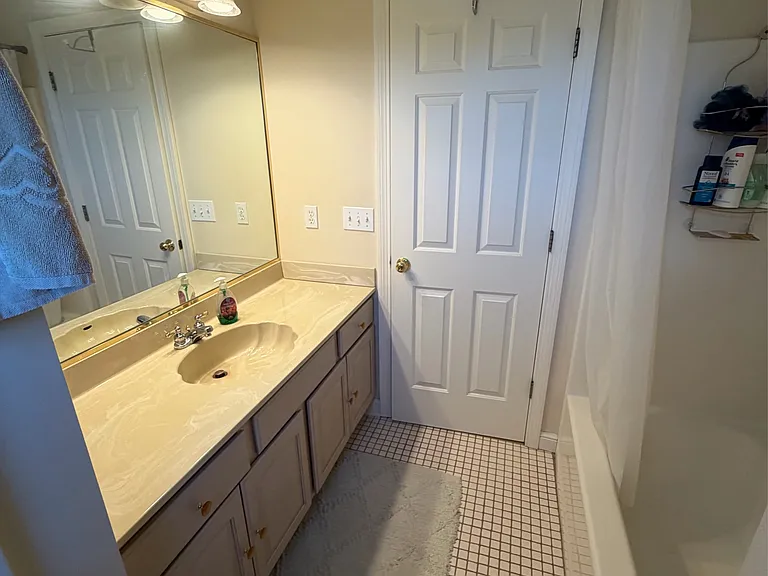 233 S Bayshore Dr — Photo 17