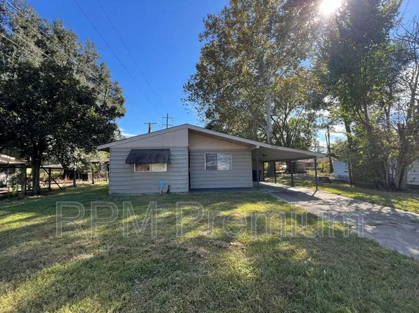 7048 Poinsettia Dr, Baton Rouge, LA 70812
