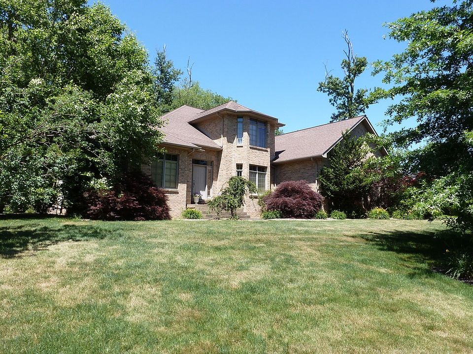 1st image of 41789 Ashwood Dr