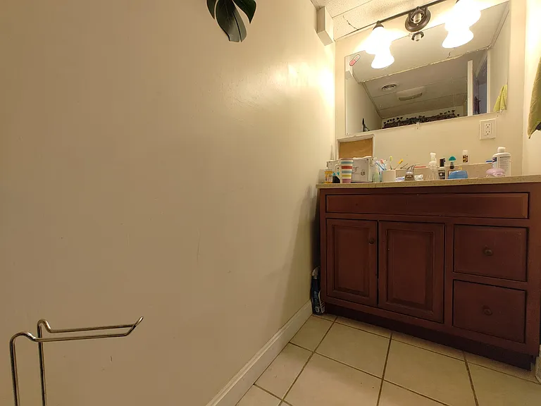 9 Medford St #1F — Photo 11