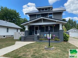 430 Clark St, Cherokee, IA 51012