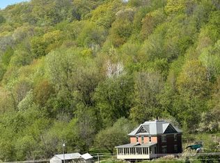 W1920 Rabbit Trl, Alma, WI 54610