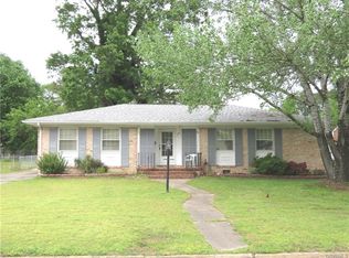 124 Newcastle Dr, Colonial Heights, VA 23834