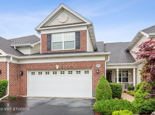 1002 Pinehurst Ct, Elgin, IL 60124