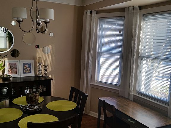 Dining room & bay window